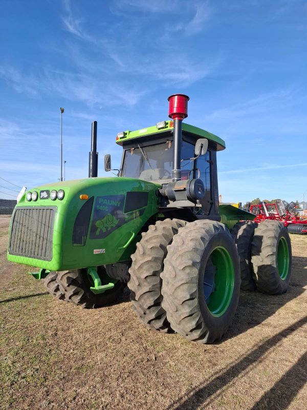 TRACTOR PAUNY 540, RODADO DUAL 18.4X34, AÑO 2003