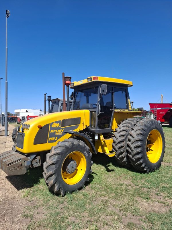 PAUNY 280A, DUAL 18.4X34, 11600 HORAS, 3 SALIDAS HIDRAULICAS,DOBLE BOMBA,CENTRO ABIERTO