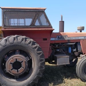 TRACTOR MASSEY FERGUSON 1175, MOTOR PERKINS, RODADO SIMPLE 18.4X34