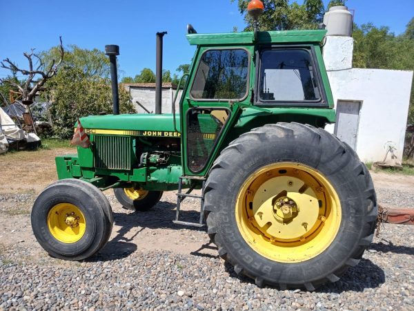TRACTOR JOHN DEERE 2850, RODADO SIMPLE 18,4x34, CABINA PUERTA DELANTERA. - Image 3