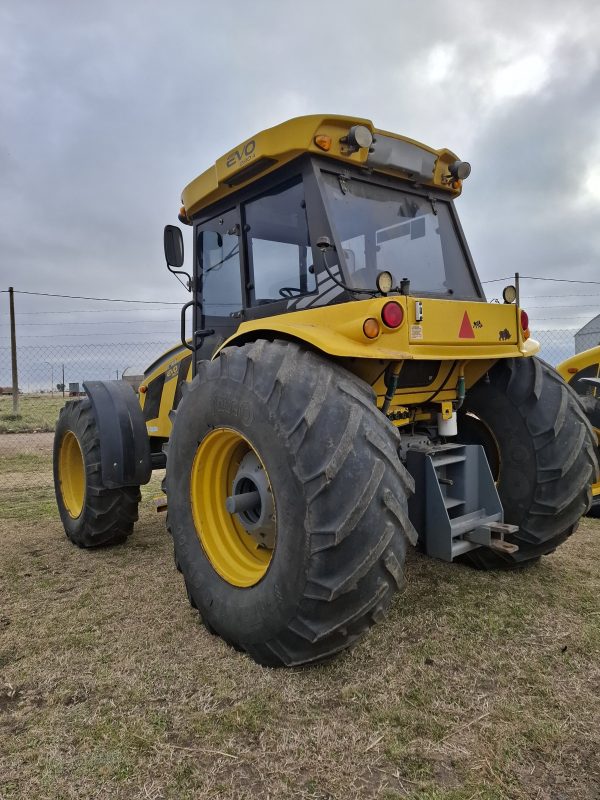 TRACTOR PAUNY 280A EVO, RODADO SIMPLE 24.5X32, CENTRO HIDRAULICO ABIERTO, 7189HS, GOMAS ORIGINALES - Image 3