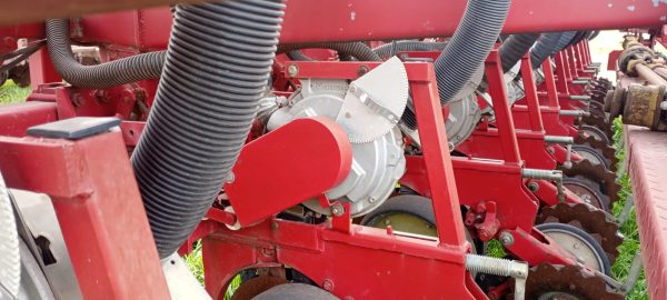 SEMBRADORA GHERARDI G200 TIRO PUNTA, 12A70, 2 MODULOS, NEUMATICA MATERMAC CON MONITOR CONTROL AGRO - Image 5