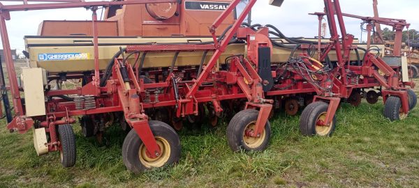 SEMBRADORA GHERARDI G200 TIRO PUNTA, 12A70, 2 MODULOS, NEUMATICA MATERMAC CON MONITOR CONTROL AGRO