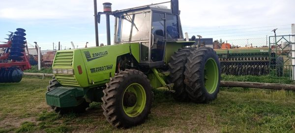 TRACTOR ZANELLO 250DT, DUALES 18.4X34, CAJA REPARADA, MUY BUEN ESTADO - Image 2