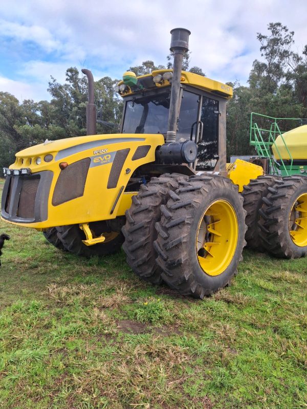 TRACTOR PAUNY 540 EVO,HIDRAULICO CENTRO CERRADO, PILOTO JD, DUALES 18.4X38