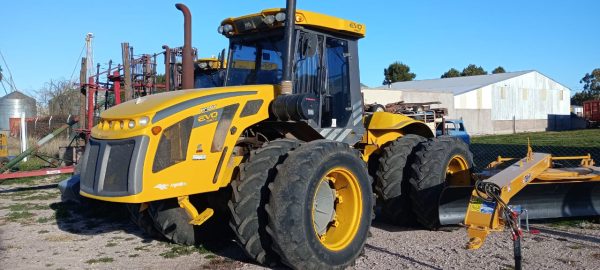 TRACTOR PAUNY 540 EVO, DUALES 18.4X34, 7.600HS, GOMAS ORIGINALES, VIGIA