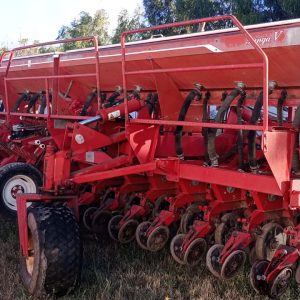 SEMBRADORA CRUCIANELLI GRINGA 16 A 52, NEUMATICA, CON VARIABLE