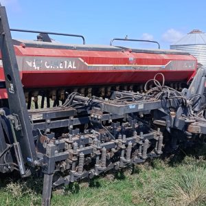 SEMBRADORA GIMETAL FG 21 A 17.5, CON SISTEMA TIRO DE PUNTA