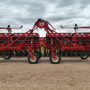 SEMBRADORA CRUCIANELLI GRINGA 20A52 NEUMATICA, PRESICION PLANTING MONITOR, MUY BUEN ESTADO GRAL.