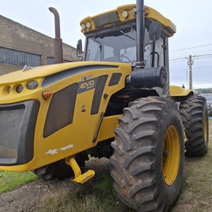 TRACTOR PAUNY 540 EVO, RODADO SIMPLE 24.32, HIDRAULICO CENTRO CERRADO, MOTOR HECHO A NUEVO